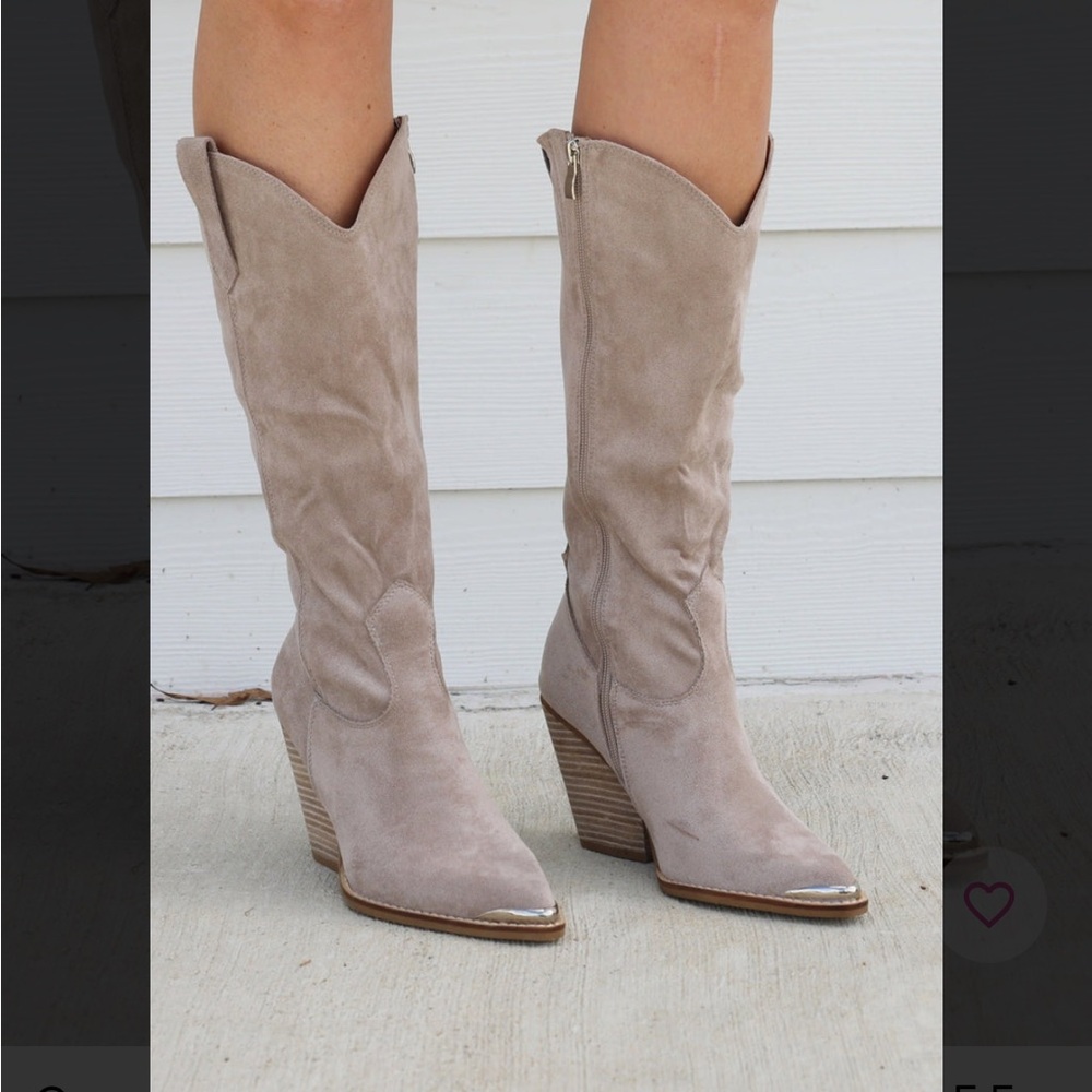 Chic Taupe Suede Heeled Boots